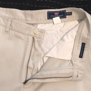 Vineyard vines khaki pants